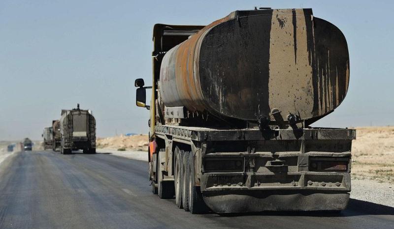 تهريب النفط والقمح السوري مستمر: 150 ألف برميل نفط يوميا و800 الف طن قمح  حتى الآن! | هاشتاغ