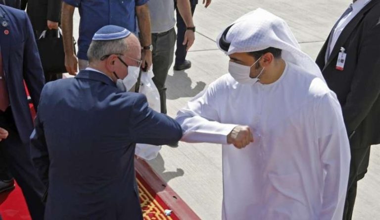اتفاق تعاون صحي يجمع الجانبان الإماراتي و “الإسرائيلي” من جديد