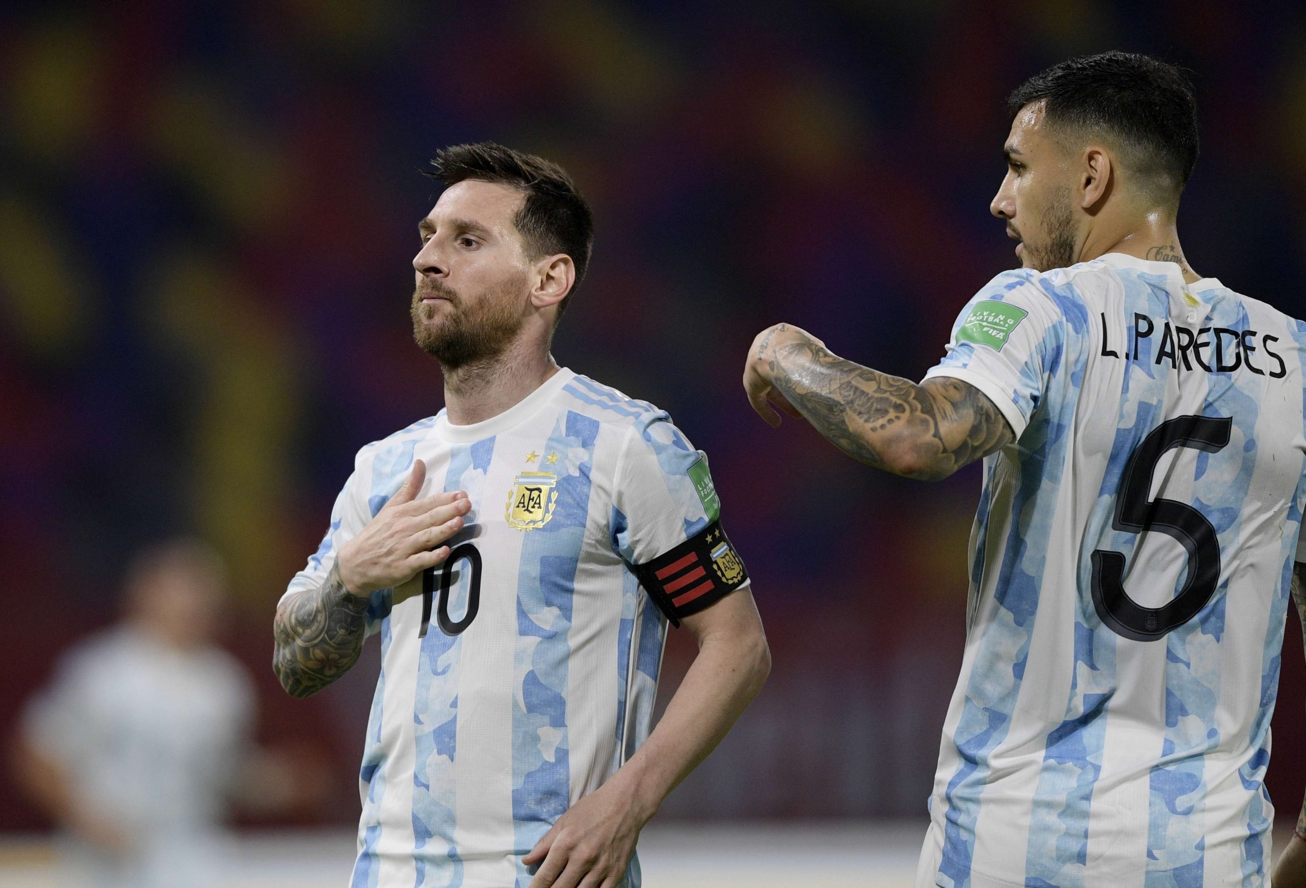 ميسي يهز الشباك والأرجنتين تتعادل مع تشيلي في تصفيات كأس العالم