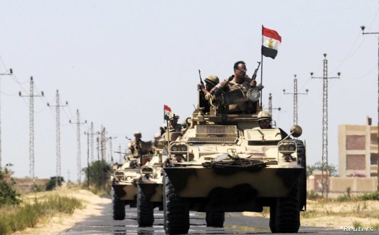 الجيش المصري يطهر قريتين في سيناء من داعش