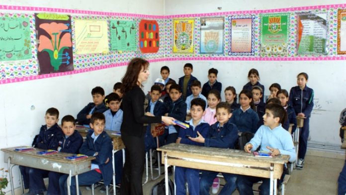 معلمون سوريون