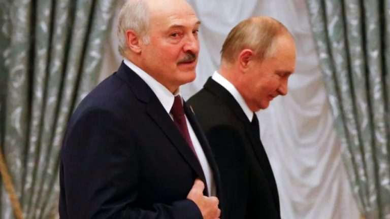 بعد مقابلة بوتين.. نقل رئيس بيلاروسيا للمستشفى