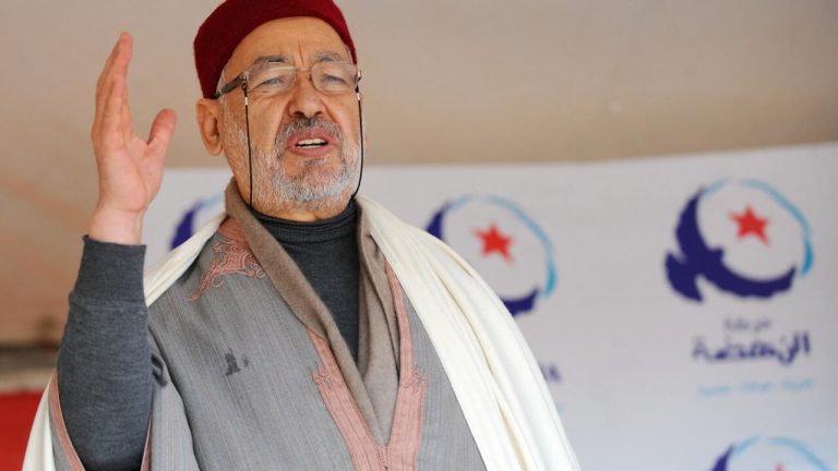 تونس: حكم غيابي بالسجن عاماً واحداً على رئيس حركة النهضة راشد الغنوشي