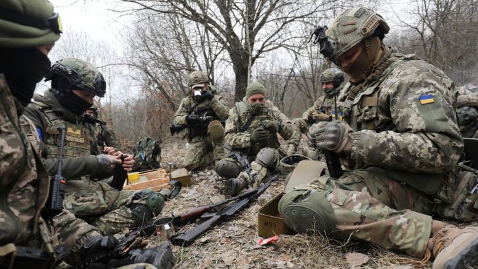 مقاتلين أوكرانيين