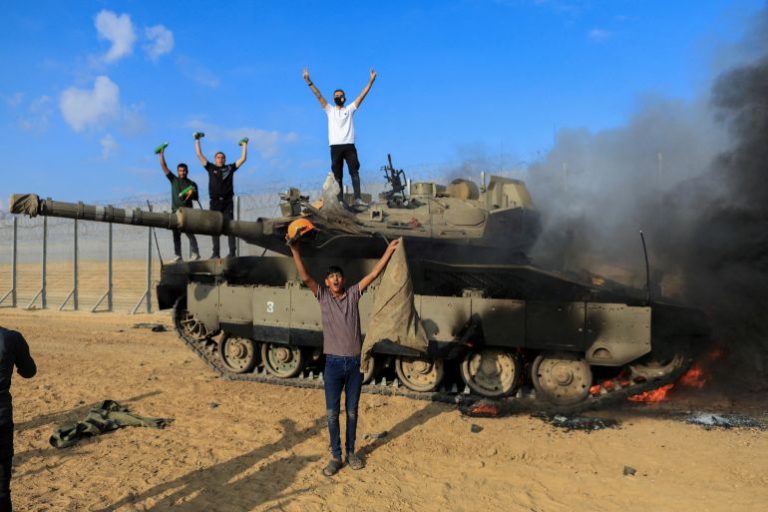 مقتل 26 أسيرا إسرائيليا نتيجة القصف المتواصل على قطاع غزة