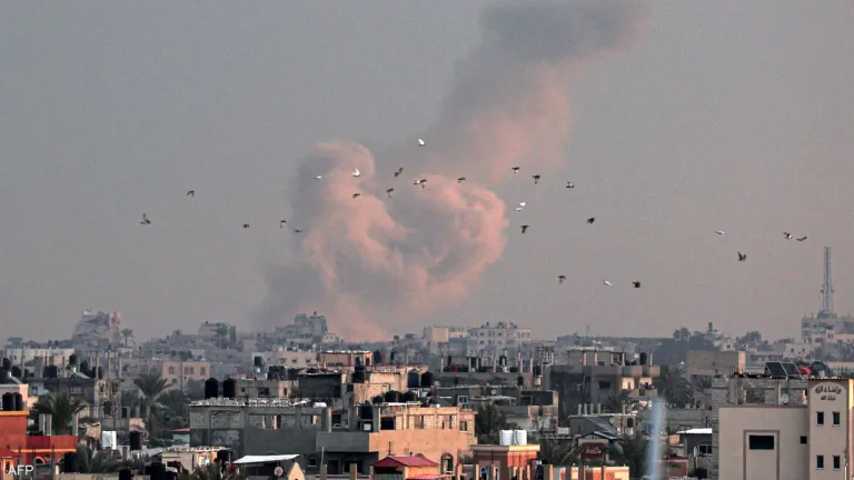 اتفاق وقف النار وتبادل الأسرى بين “إسرائيل” و”حماس” يثير الآمال والتحديات