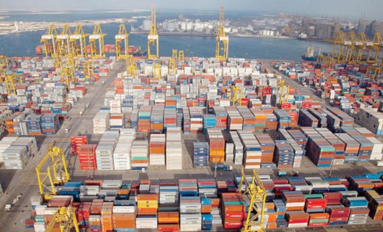 رغم تراجع التجارة الدولية… 12.6 بالمائة زيادة تجارة الإمارات غير النفطية