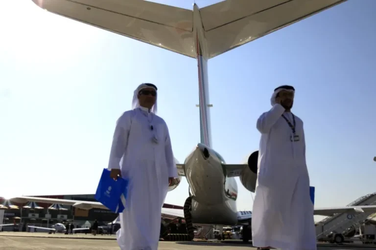 إلى أين وصلت دبي في بناء أكبر مطار في العالم؟